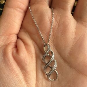 Elegant S925 pendant necklace